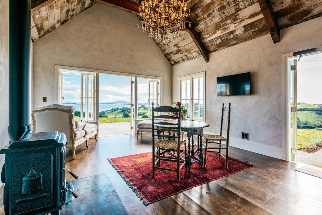 Mudbrick Cottages Oneroa Экстерьер фото